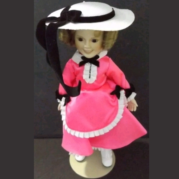 Danbury Mint Other - Danbury Mint Dolls Of The Silver Screen Shirley Temple with Certificate